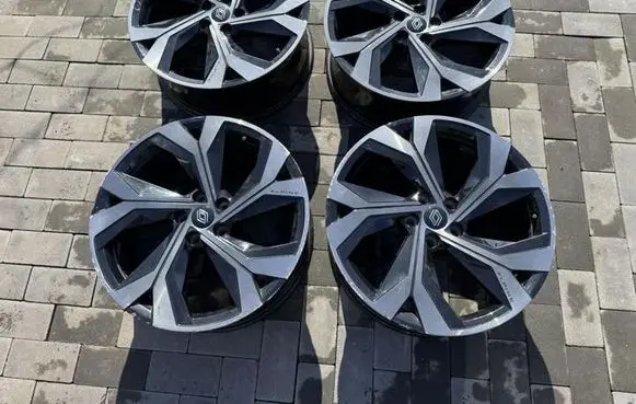 Renault Austral R20 alloy rim 403008811R