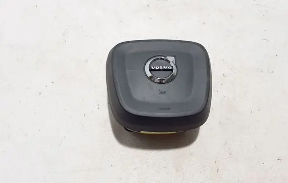 Steering wheel airbag