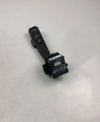 Volvo V40 Indicator stalk 31394008