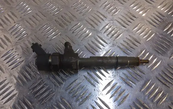 Alfa Romeo 156 Fuel injector 3101005396623 0445110002