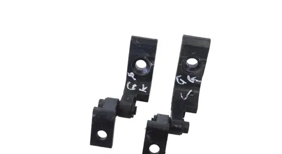 BMW i3 Rear door lower hinge