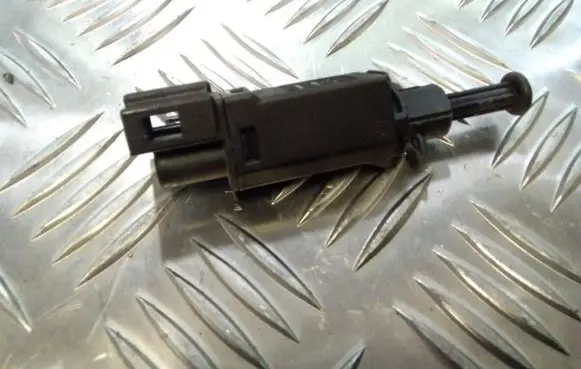 Volkswagen Transporter - Caravelle T4 Brake pedal sensor switch 1H0MW0927189A 927189A