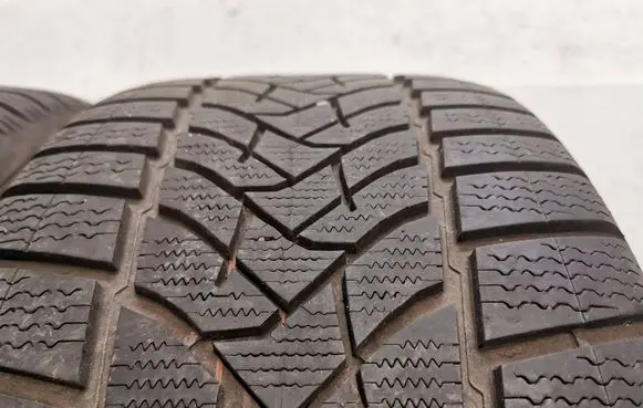 Mercedes-Benz GLE W167 R20 summer tire 25545R20
