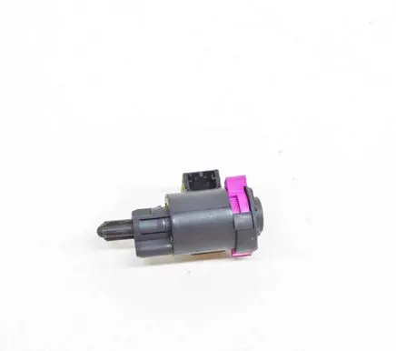Brake pedal sensor switch