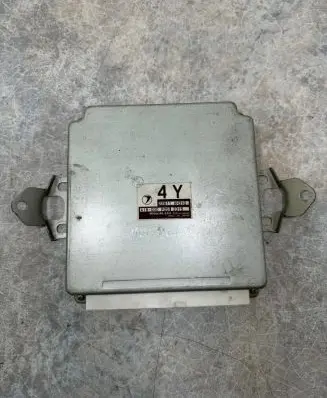 Subaru Impreza II Engine control unit/module 22611AH310 A18000RQS