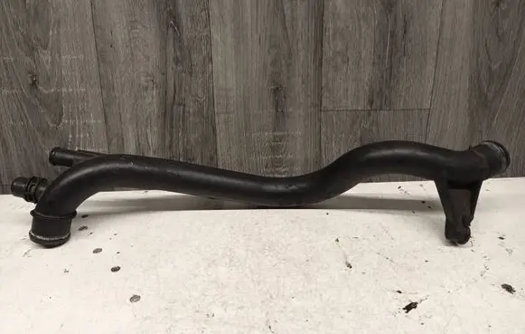Audi A4 S4 B6 8E 8H Engine coolant pipe/hose 03L121071