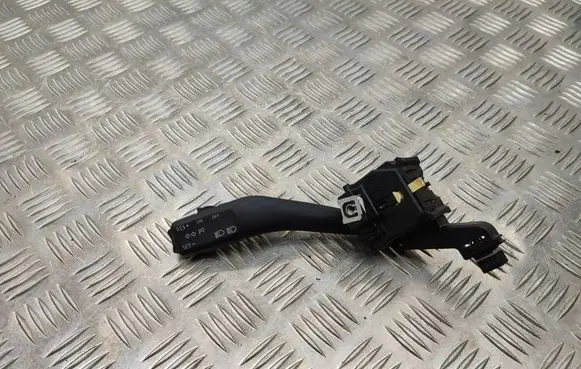 Volkswagen Golf V Indicator stalk 1K0953513A