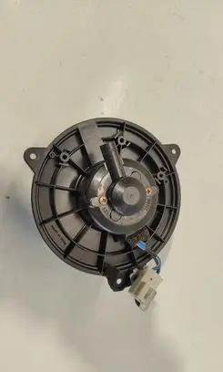 Mazda 626 Heater fan/blower 8940000