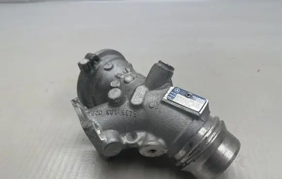 Mercedes-Benz C W205 Turbo A6510901586 50311095 1000970016