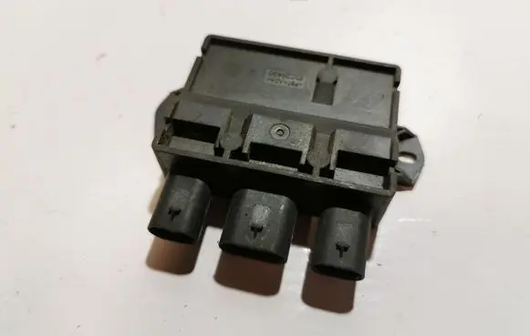 BMW 5 G30 G31 Other control units/modules 7475727