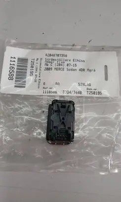 Mercedes-Benz C W204 Electric window control switch A2048707358