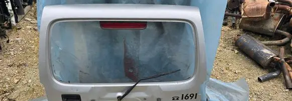Suzuki Jimny Back/rear loading door 