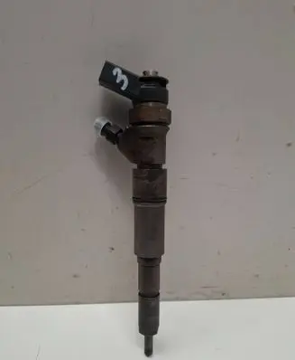 BMW 5 E60 E61 Fuel injector 0445110