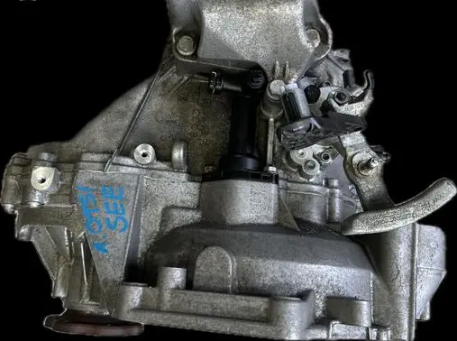 Volkswagen Polo VI Manual 6 speed gearbox 0AJ301103 SEE
