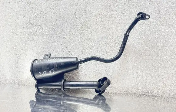 Opel Insignia A Oil breather separator 70330351