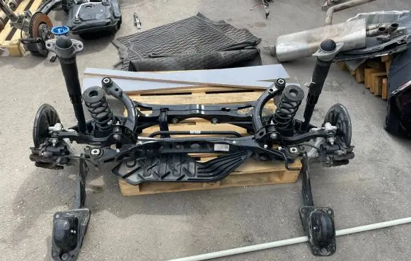 Volkswagen Tiguan Rear suspension assembly kit set 5Q0511305BA 5Q0505323D 5Q0512149B
