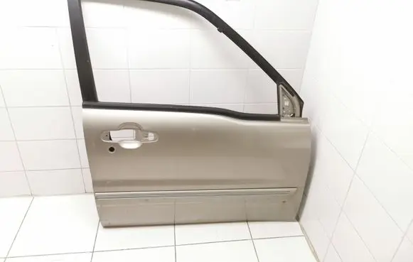 Suzuki Grand Vitara I Front door