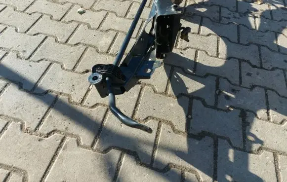 BMW X1 F48 F49 Rear axle beam with reductor 6853923