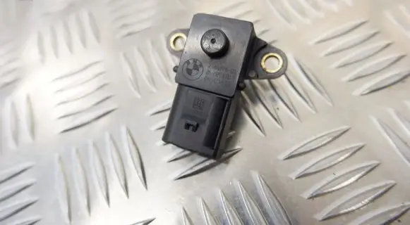 BMW 5 F10 F11 Air pressure sensor 7585278