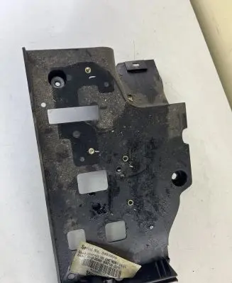 Land Rover Range Rover Sport L320 Battery tray DWM500021