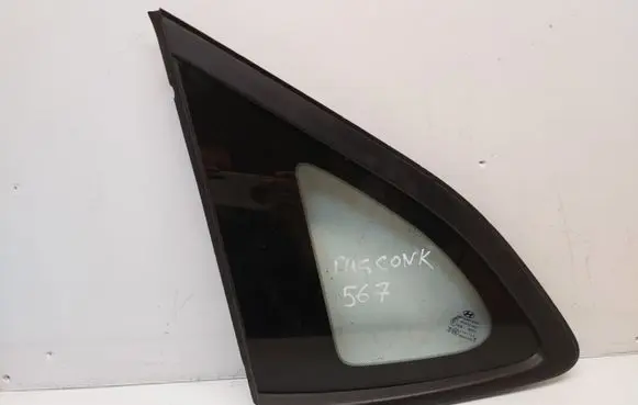 Hyundai Tucson TL Rear side window