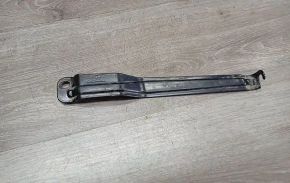 Volvo V70 Battery bracket 30667262