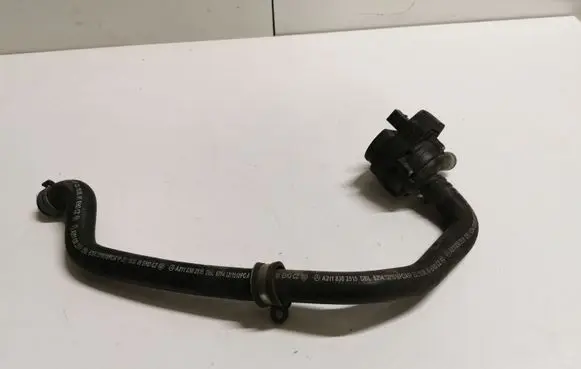 Mercedes-Benz E W211 Engine coolant pipe/hose A2118302515