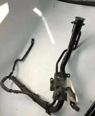 Mazda CX-3 Fuel tank filler neck pipe 