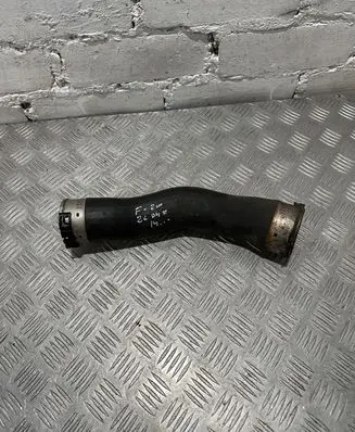 BMW 1 F20 F21 Intercooler hose/pipe 521108A