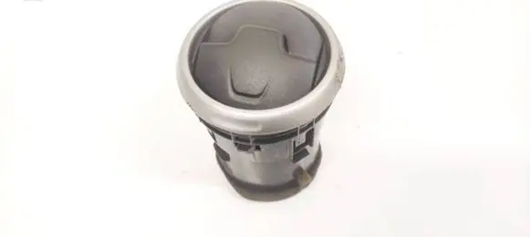 Nissan Qashqai Dash center air vent grill 68760JD10A