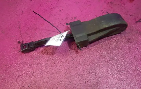 BMW 5 F10 F11 Front door check strap stopper 7182019