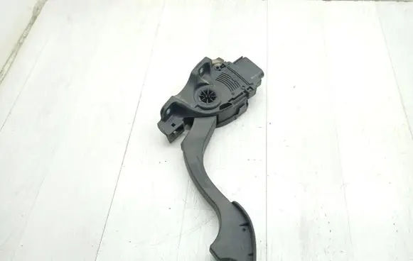 Ford Mondeo MK IV Accelerator throttle pedal 6G929F836RC 6PV00922014 C95YE01