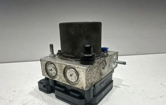 Renault Master III ABS Pump 2265106516