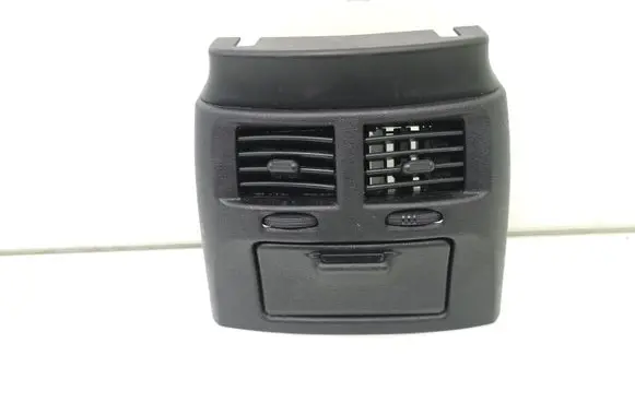 Rear air vent grill