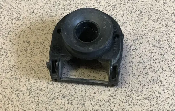 Peugeot 407 Radiator mount bracket 9639048580