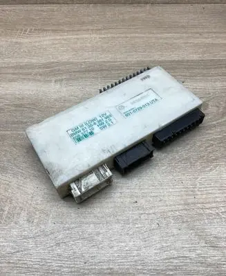 BMW 5 E39 Comfort/convenience module 8381963 608377
