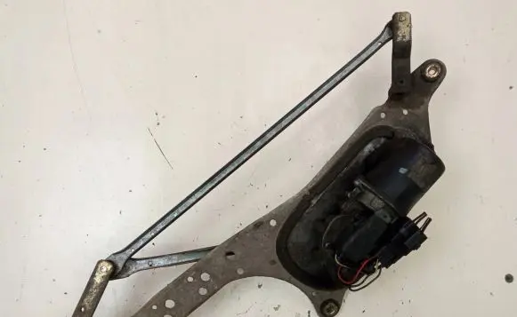 Renault Laguna II Front wiper linkage and motor