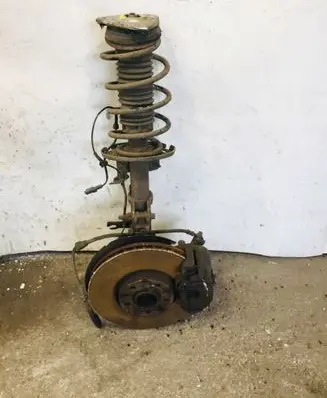 Peugeot 308 Front wheel hub spindle knuckle