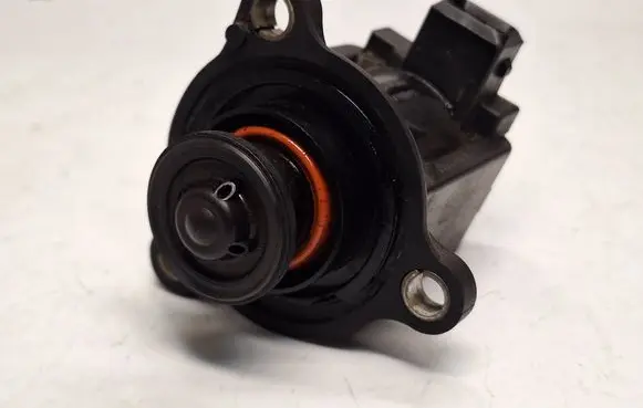 BMW 5 F10 F11 Turbine electric control actuator 70176203 11657602293 11657590581