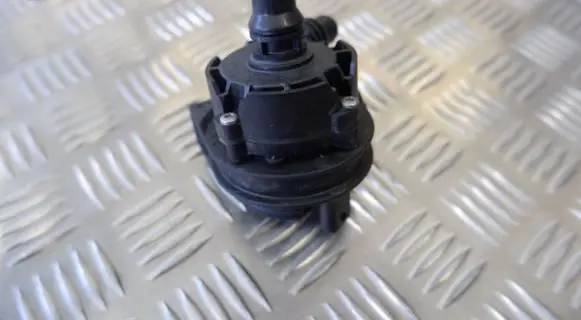 BMW X1 F48 F49 Electric auxiliary coolant/water pump 8486848