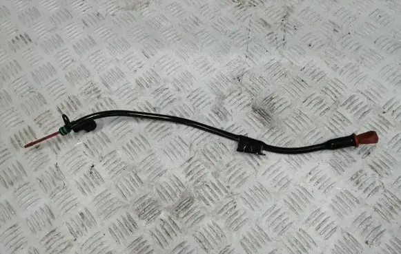 Peugeot 308 Oil level dip stick 9807011780
