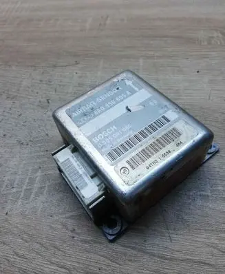 Audi A4 S4 B5 8D Airbag control unit/module 8A0959655A 0285001086