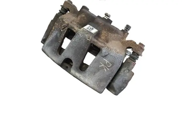 Chrysler Pacifica Front brake caliper 17986801