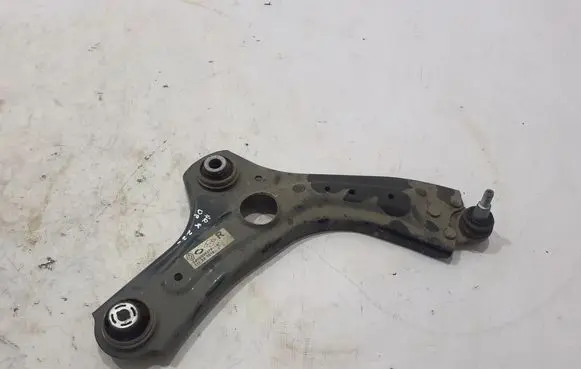 Renault Arkana Front lower control arm/wishbone 545003437R