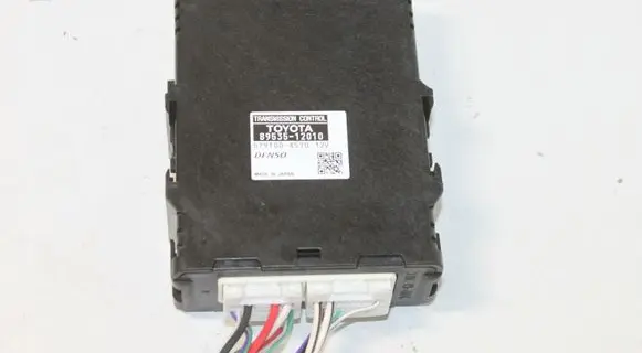 Toyota Auris E180 Gearbox control unit/module 8953512010