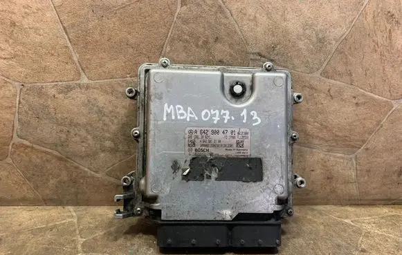 Mercedes-Benz GLE (W166 - C292) Engine control unit/module A6429004701