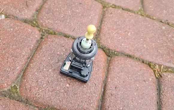 Headlight level adjustment motor