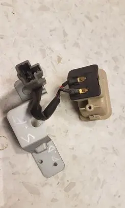 Hyundai Santa Fe Fuel tank opening switch 935552B000