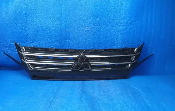 Mitsubishi Space Star Front bumper upper radiator grill 7450B351