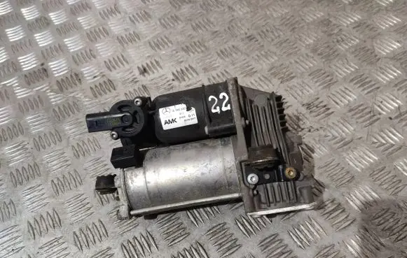 Mercedes-Benz GLE (W166 - C292) Air suspension compressor/pump A1663200204
